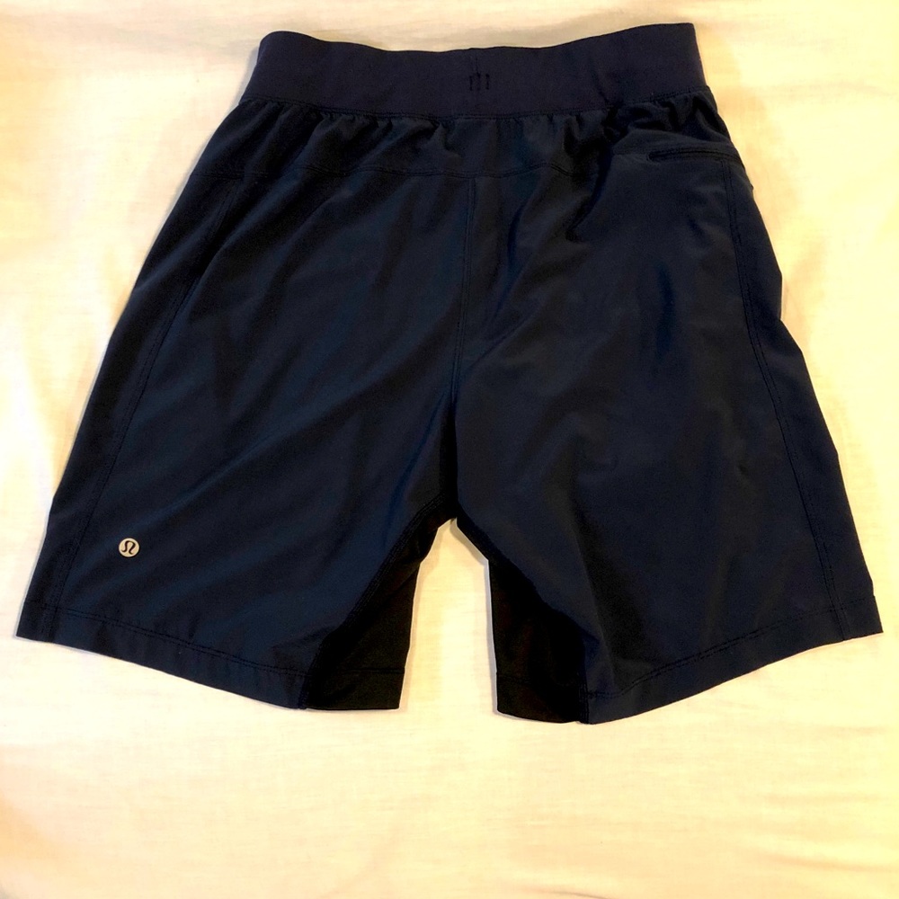 LULU LEMON DARK NAVY BLUE PACE BREAKER 9” SHORT